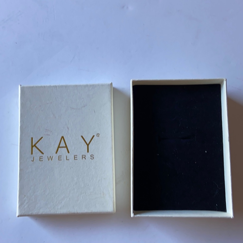 🛑 Kay Jewelers jewelry box